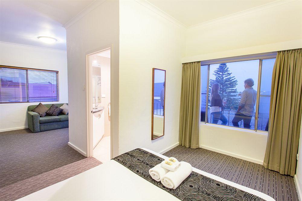 Bay 10 - Suites And Apartments Port Lincoln Exterior photo