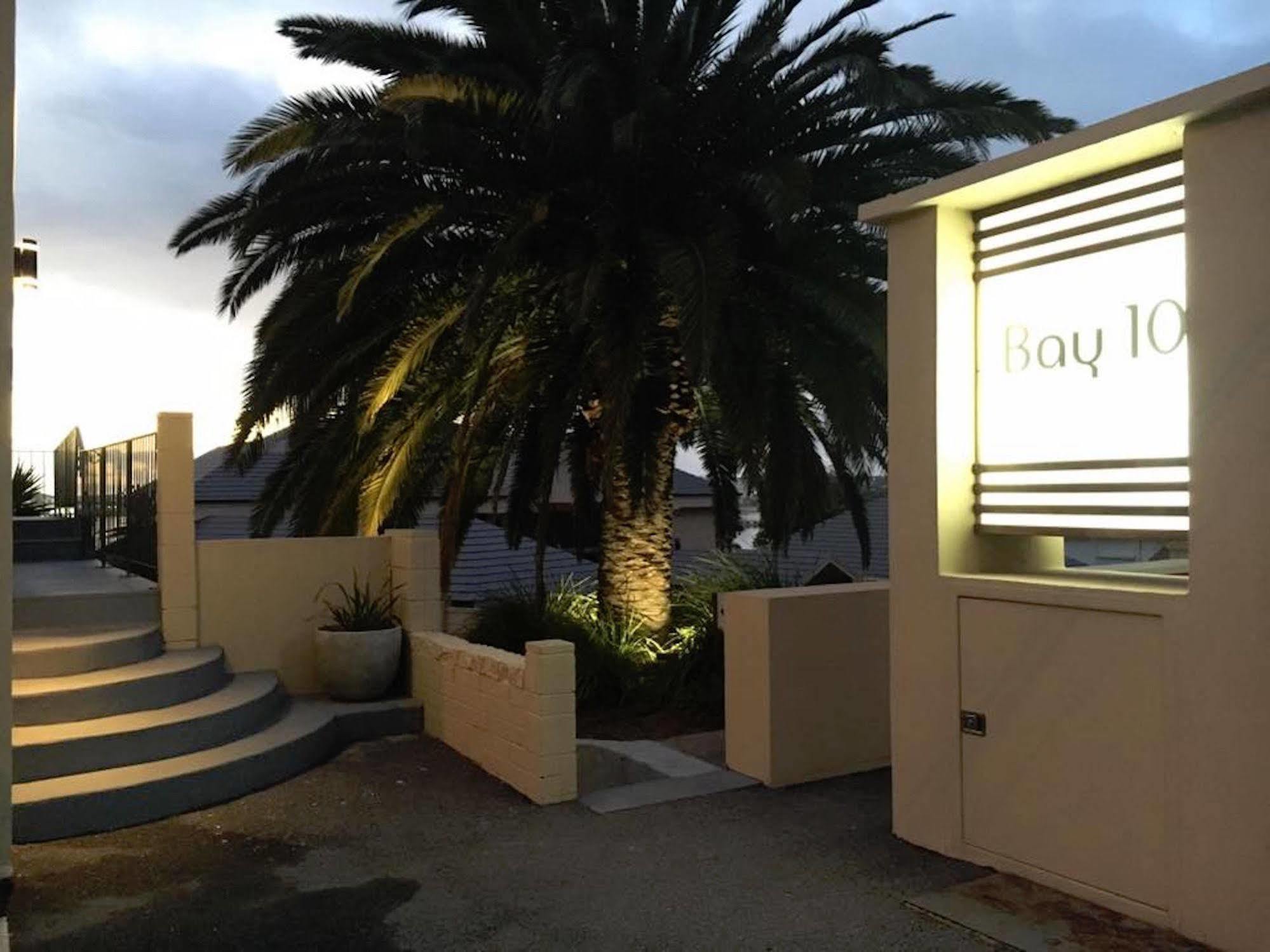 Bay 10 - Suites And Apartments Port Lincoln Exterior photo