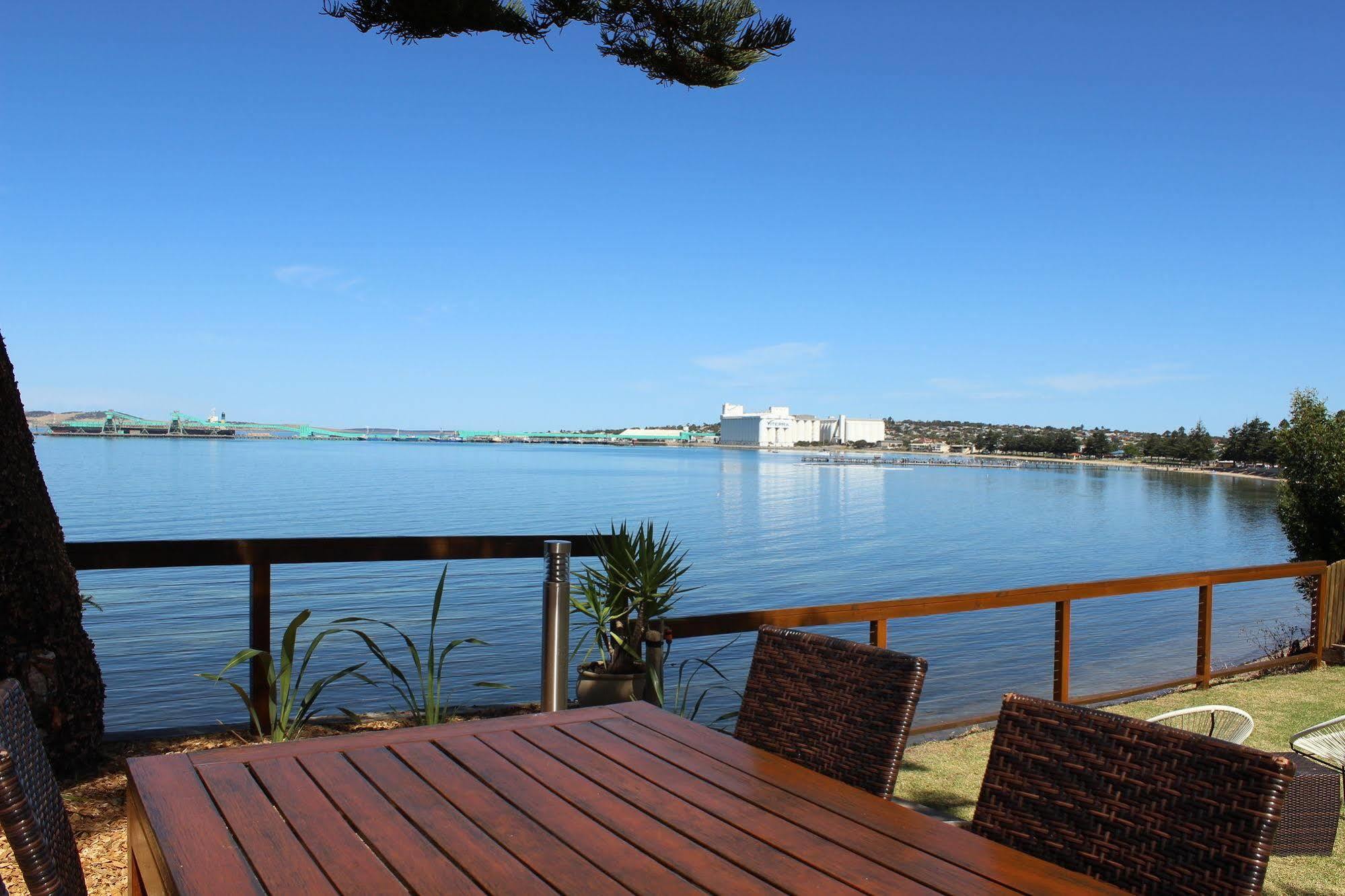 Bay 10 - Suites And Apartments Port Lincoln Exterior photo