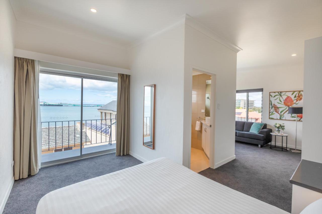 Bay 10 - Suites And Apartments Port Lincoln Exterior photo