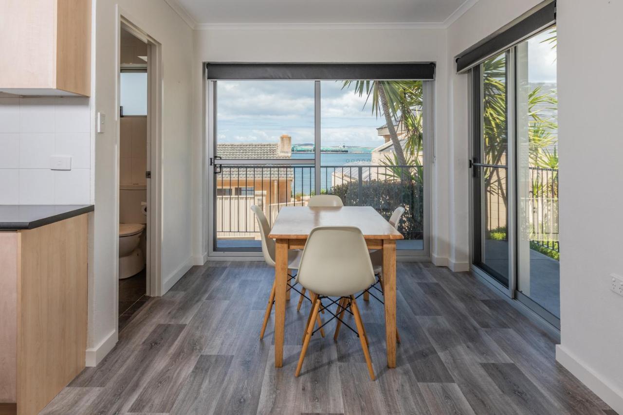 Bay 10 - Suites And Apartments Port Lincoln Exterior photo